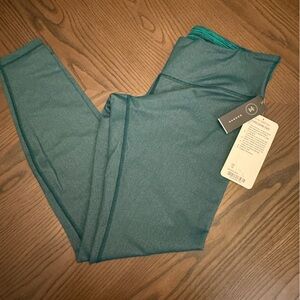 NWT Lululemon Hreen/Teal Leggings
